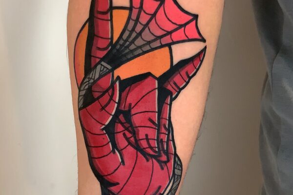 Pietro-Buccinnà-Solid-traditional-tattoo-spider-man